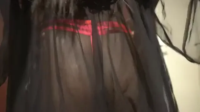 Do tongues still go in place like this?