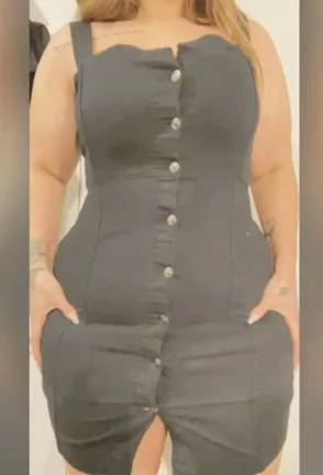 My tits aren’t the only thing that’s big.. just wait until I turn around ?