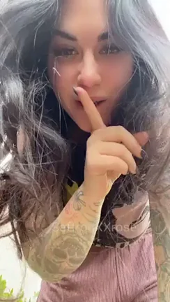 Sneaky MILF Flashes Massive Tits Outside – Neighbors Almost Caught Her Slutty Show!