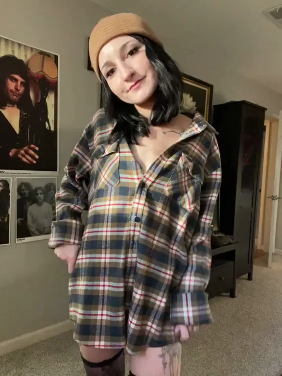 Borrowed Your Oversized Shirt, Pants Nope! Pussy Peek Tease 😏👚💦