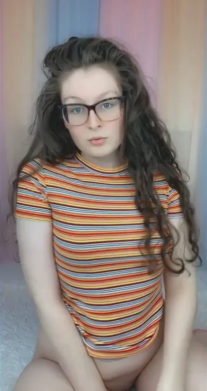 they might be itty bitty but I’m still a cutie ?