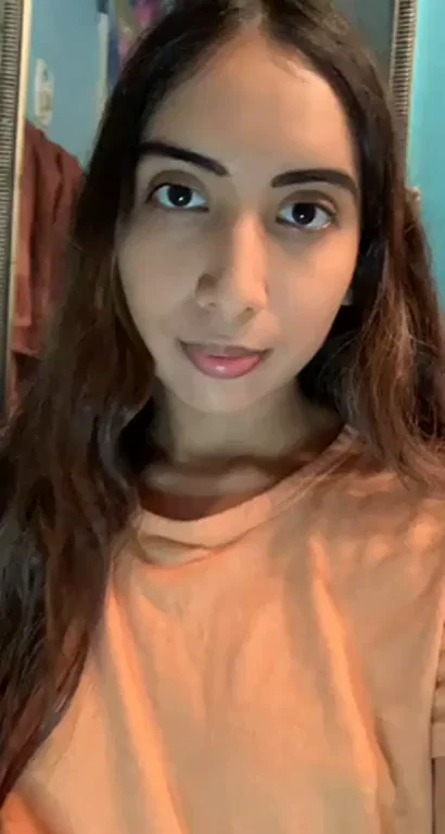 Petite Latina Tease: Wanna Fuck All Night? 🔥🍑