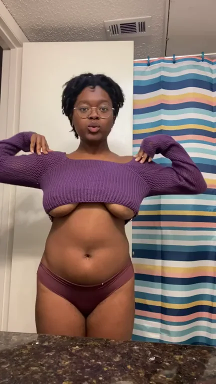 My Slutty House 'Fit: Thick Ebony Tits Out 🍆🔥