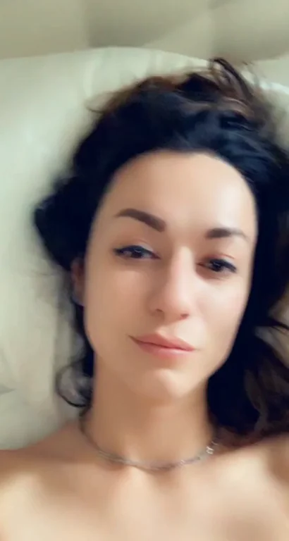 Daydreamer ? [F/37]