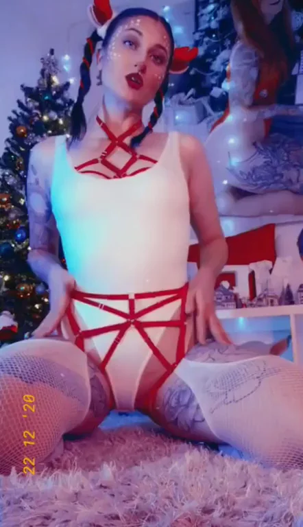 A little reindeer dance
