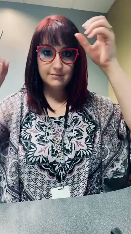 Monday Morning Office Titty Drop Slut Secretary 😍💦