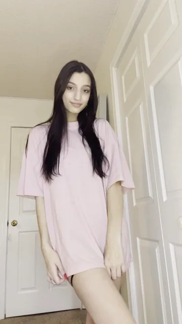 Hot Babe's Video On/Off Tease 😈📱💦