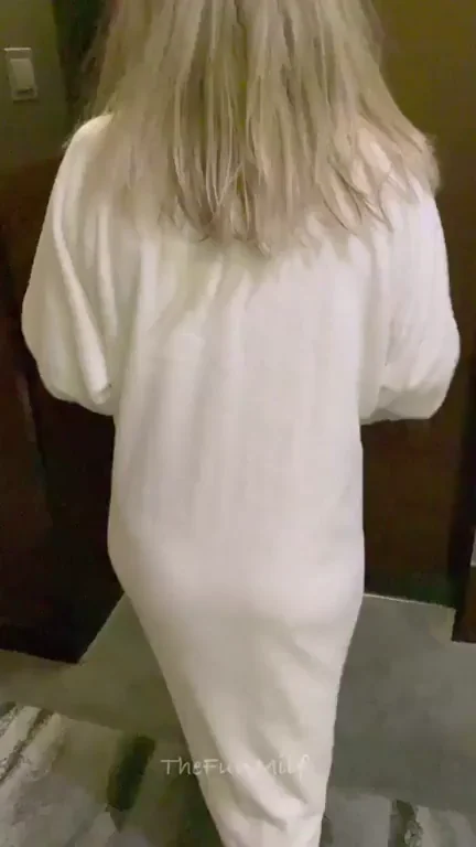 MILF Tease: Cum Join Me Bare in My Room?