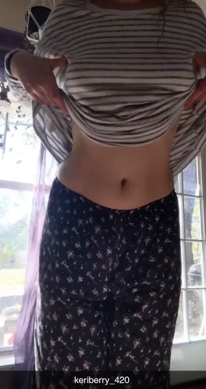 39yo Slutty MILF Flashes Perky Nipples & Drips Wet Pussy Tease