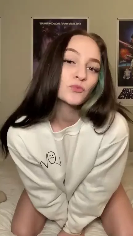 Professor's Naughty Student Begs: Would You Fuck This Tease? 😈