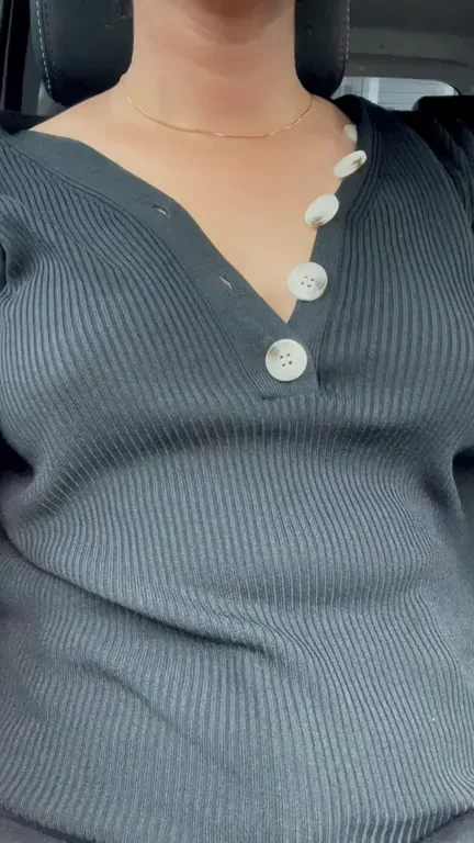 Morning Car Tit Tease Before Work 😈🍈🍈