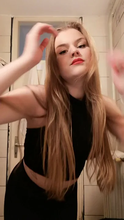 Thicc Babe Worries She Gained Weight – Still Pound This Juicy Ass? 🍑💦