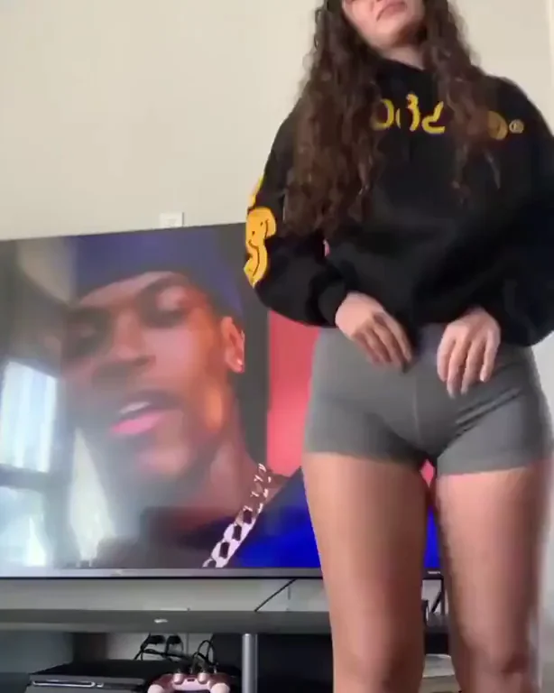 Dropping her booty for people on tv to see caw caw