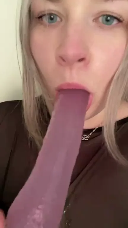 I'm Totally Useless at Deepthroating This Fat Dildo 😩💦