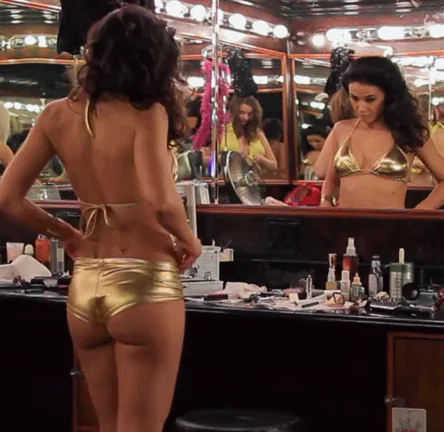 Emmanuelle Chriqui is underrated