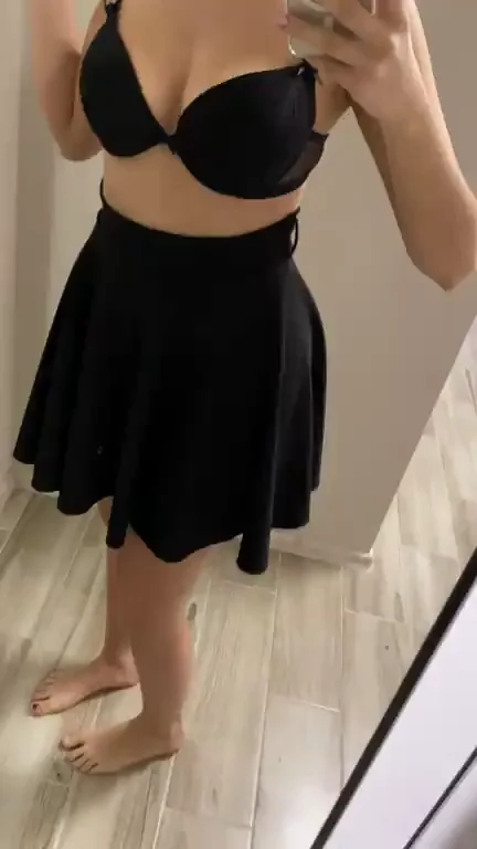 If I stoped you from scrolling, you deserve to fuck me raw