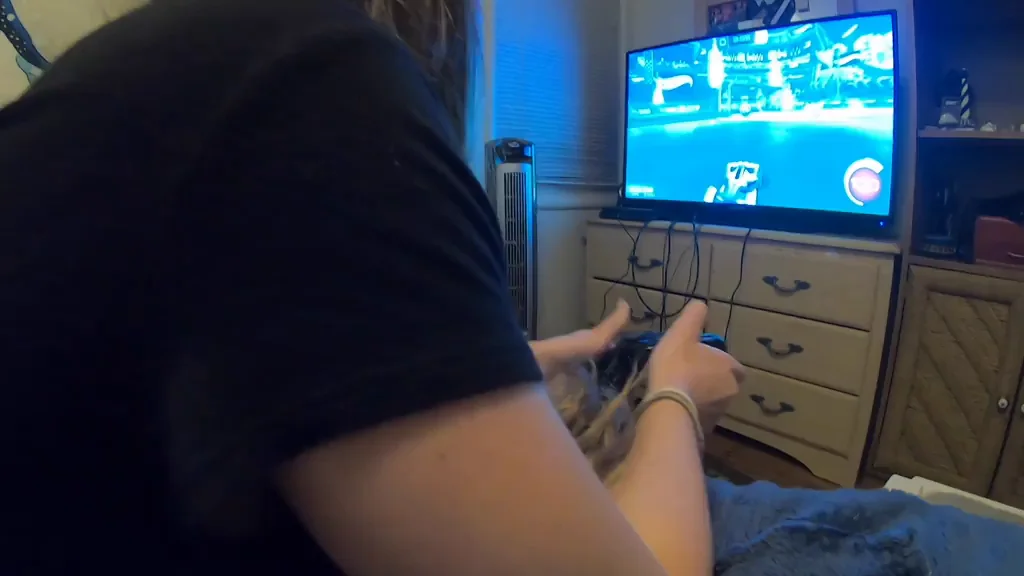 Getting fucked while I play Rocket League :)