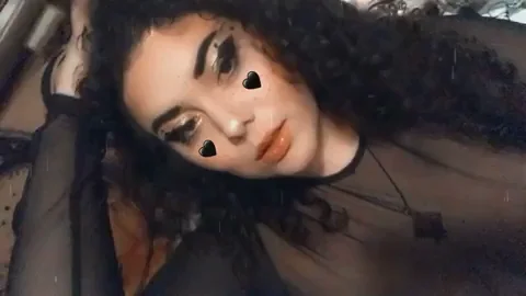 Big.. Slutty... and Festive