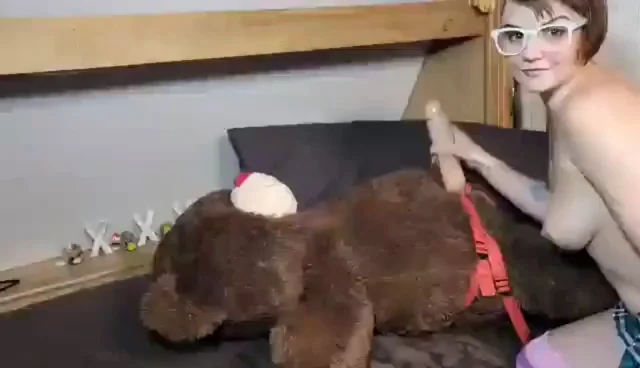 🔥 Short-Haired Slut Rides Her Teddy Bear Cock – Your Turn Next? 😈