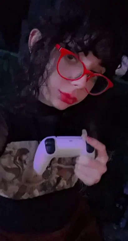 Gamer Trans Slut Whips Out Her Massive Cock Mid-Game 😈🎮🍆