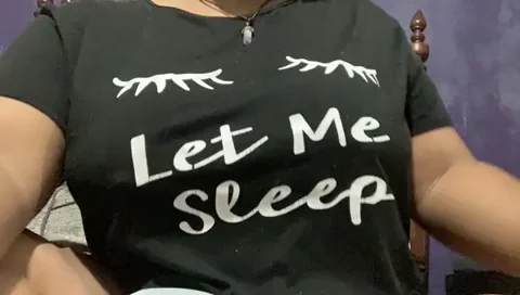 Freeing My Big Tits After a Long Day Feels So Fucking Good 😍💦