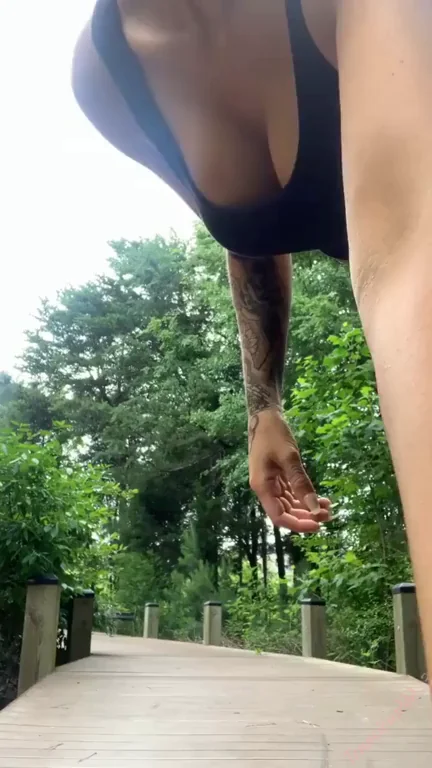A stranger seeing my pussy is a small price to pay to appease the Reddit gods.