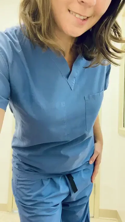 Babe, an apple a day can’t keep me away (f) ???