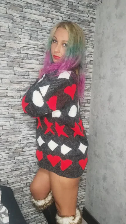 Bullied for My Slutty Pics? Fuck It, Stroke to This MILF Tease! 💋🍑🔥