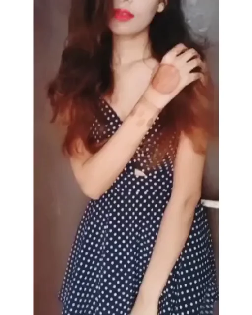 Hey u like my dress?