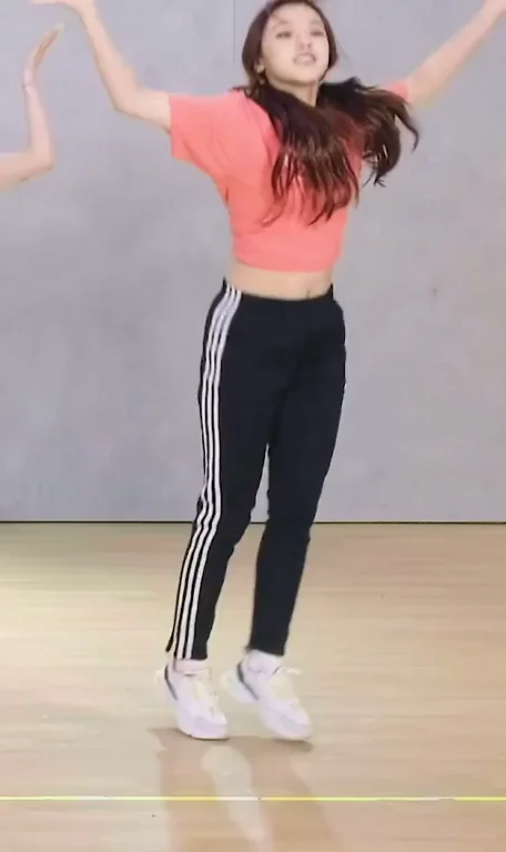 (G)I-DLE - Yuqi