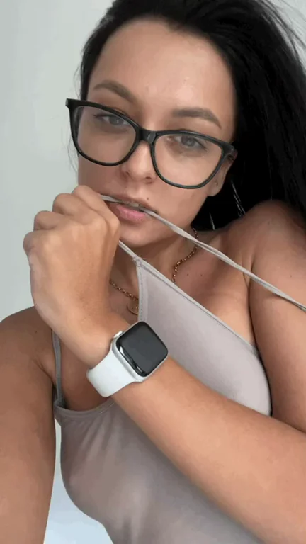 Funsized titts