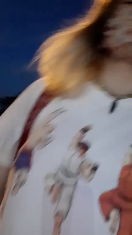 sometimes u gotta pull ur dick out while ur walking home ??????