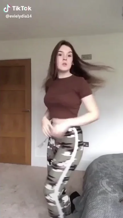 Evie's Thick Juicy Ass TikTok Tease Compilation