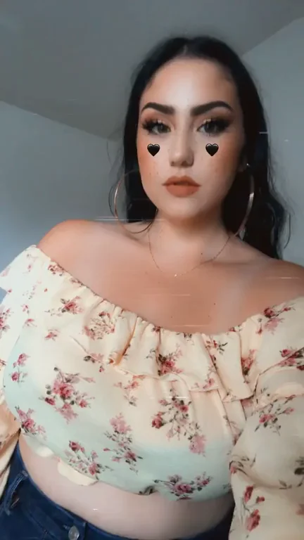 Sunny Smiles & Epic Titty Drop Bomb! ☀️😍🍈🍈 [OC]
