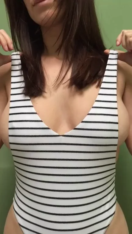 My 20yr old tits! Pull your dick to them please!! ?????????