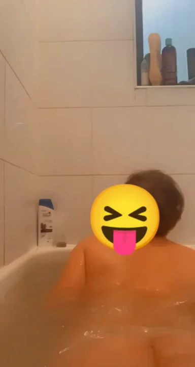 Pound My Wet Holes, Thick Thighs Craving Cock 🛁🍑💦