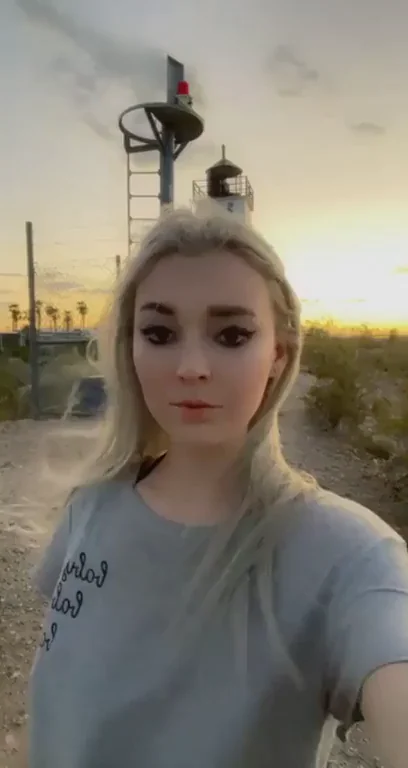 Want a blowjob on the cliff? ??