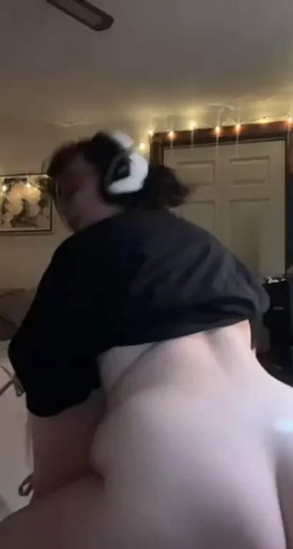 Thick PAWG Teen Begs to Ride Cock on Her Juicy Ass