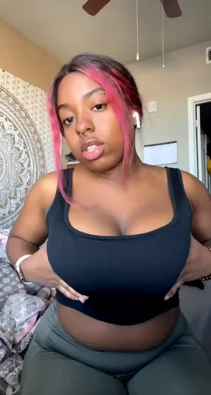 My boyfriend has no idea I post my 18 year old tits on reddit lol [OC]