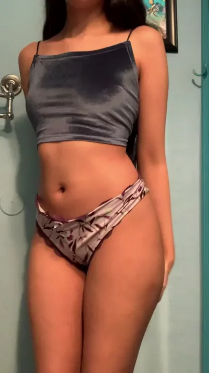 Can I convince you to like petite brown Latinas?