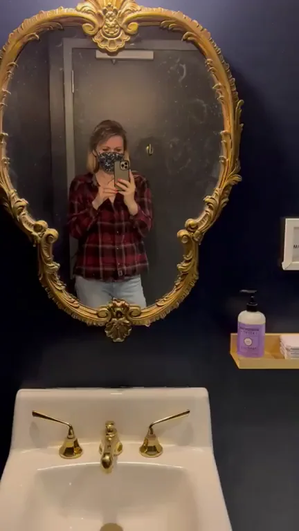 Naughty mom of 3 is waiting for her espresso shot