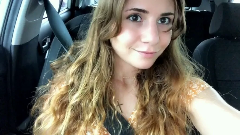 Great day to wear this dress with no panties ??