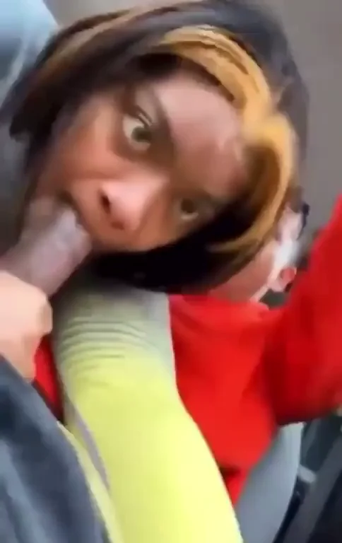 U/kingthemoney8800 fanned out on my dicc like this? now he telling me he's finna tell all the OF girls about me you straight weirdo