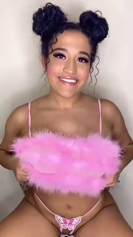 I love seeing a guy’s reaction when he sees my boobs for the first time