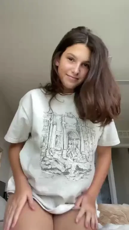 Kneeling Slut Gets So Horny She Flashes Tits & Pussy 😈🍑