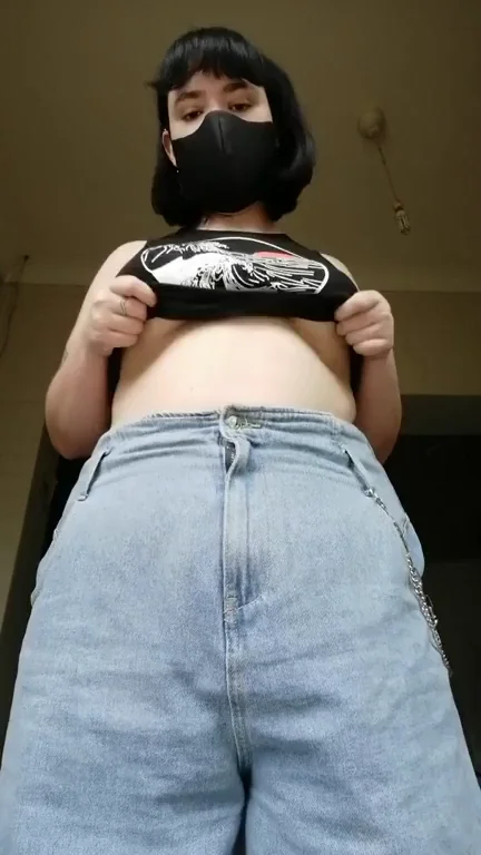 Masked BBW's Epic Titty Drop Bounce Fest
