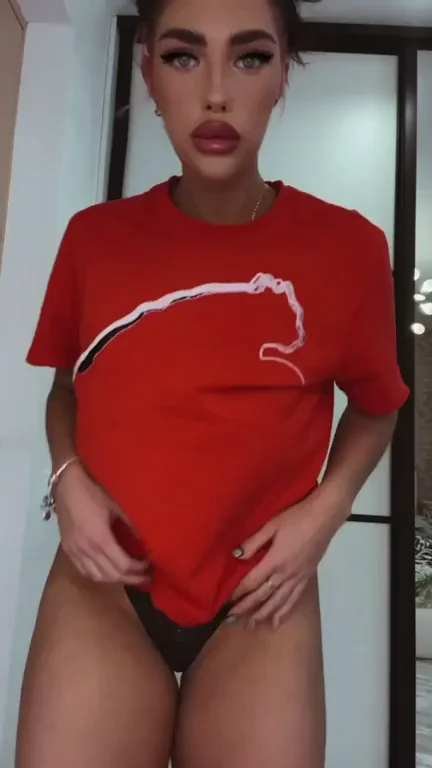 Should I strip in this subreddit more often for you guys?? I'm insecure