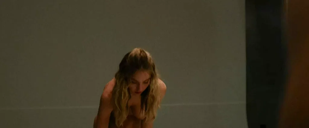 Sydney Sweeney’s Perfect plots in The Voyeurs. Brightened HD with background music removed so all you hear is her breathing/moaning