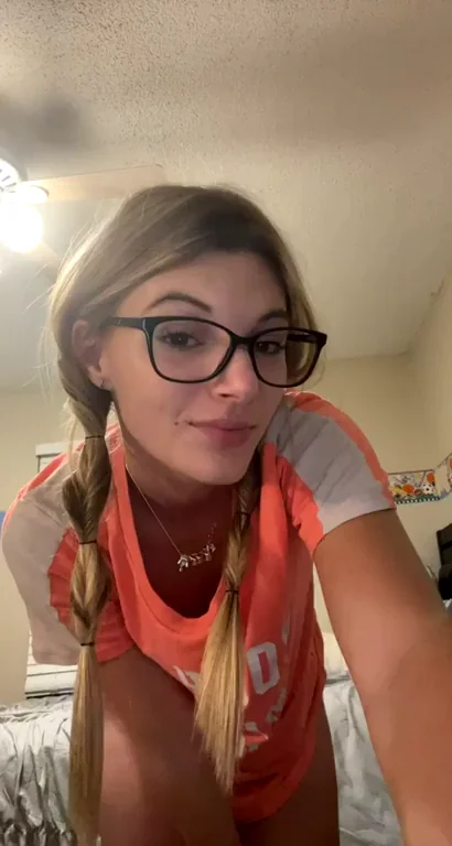 ?BARELY LEGAL? College girl? BJ's?B/G?Customs? Link on profile!