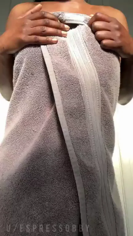 looking for someone to fill my holes and make my legs shake, any takers?